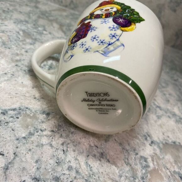 Pine Mist Snowman Candle - Picture 6 of 6